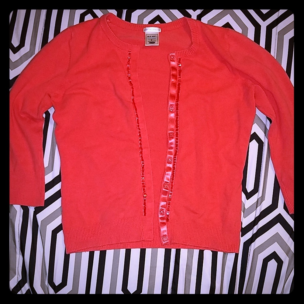 cute Peach Old navy small sweater, quarter length